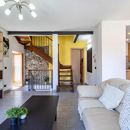 Casa Jasmine, Casa Con Giardino - Maggiore - Wifi - By Guestaly * Dormelletto