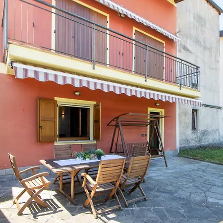 Casa Jasmine, Casa Con Giardino - Maggiore - Wifi - By Guestaly Dormelletto