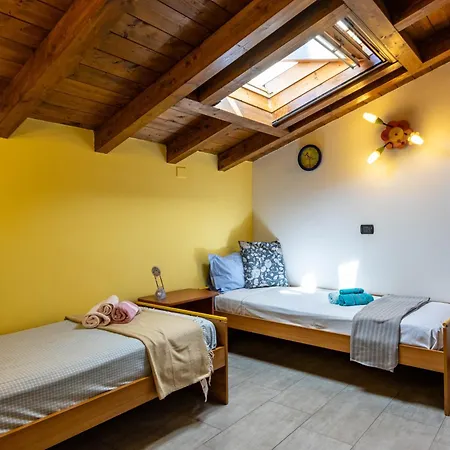 Casa Jasmine, Casa Con Giardino - Maggiore - Wifi - By Guestaly Feriehus