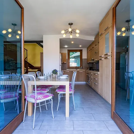 Casa Jasmine, Casa Con Giardino - Maggiore - Wifi - By Guestaly Feriehus *